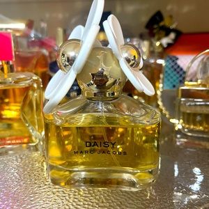Daisy by Marc Jacobs